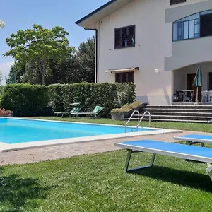 https://la-casa-delle-rondini.it-tuscanyhotel.com